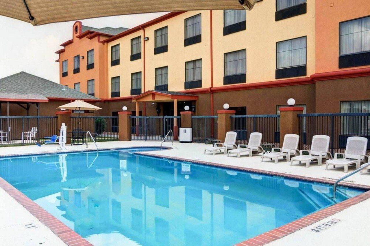 Springwood Suites Houston Iah - Beltway 8 Aldine Exterior photo