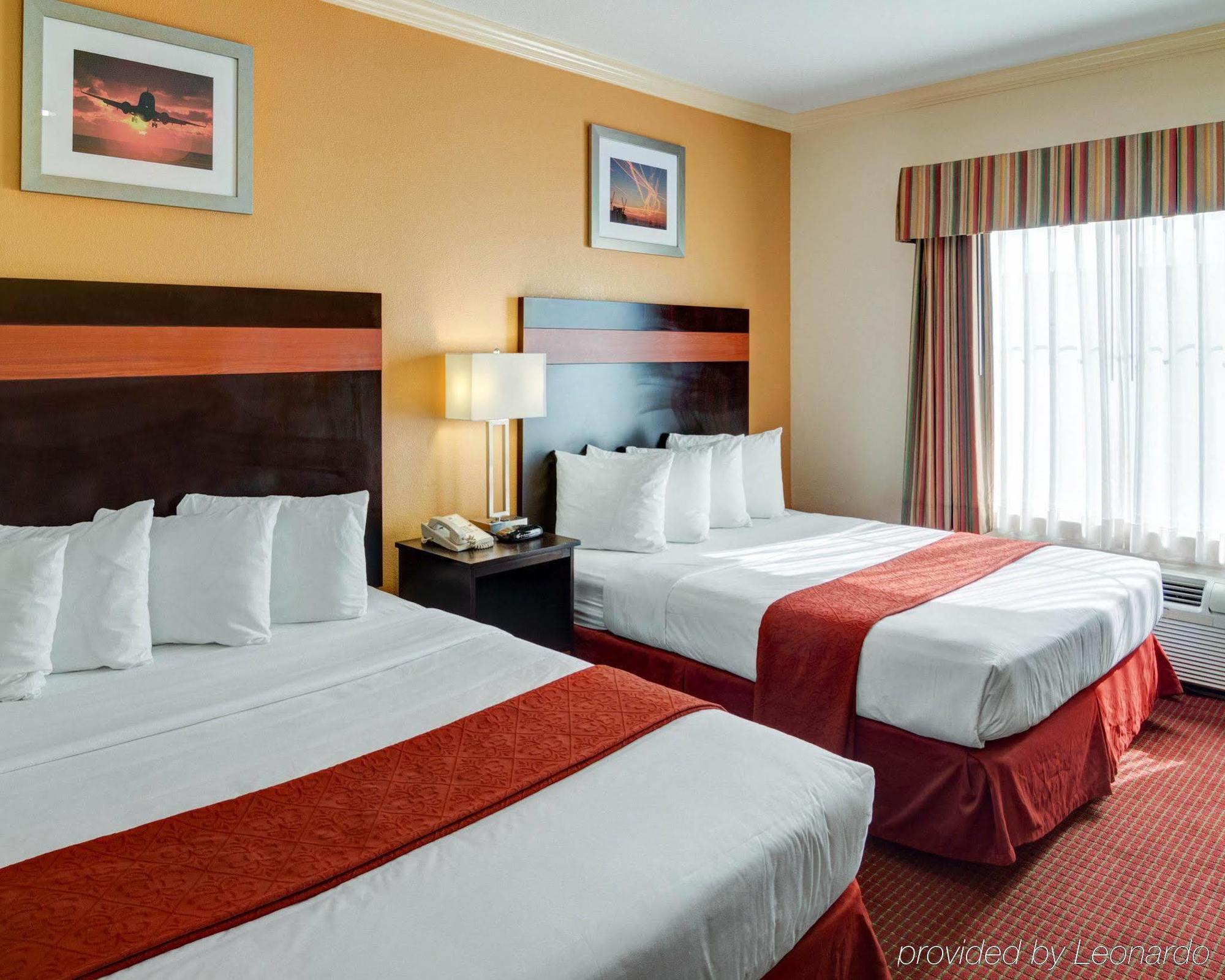 Springwood Suites Houston Iah - Beltway 8 Aldine Exterior photo